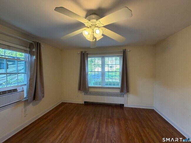 Building Photo - 30 Apter Dr
