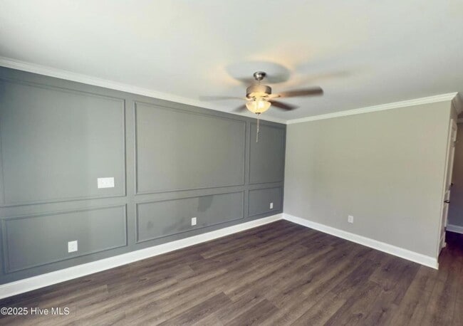 Building Photo - 4371 W Pine St