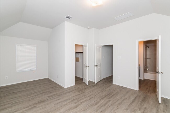 Building Photo - 22326 Porter Mountain Trl