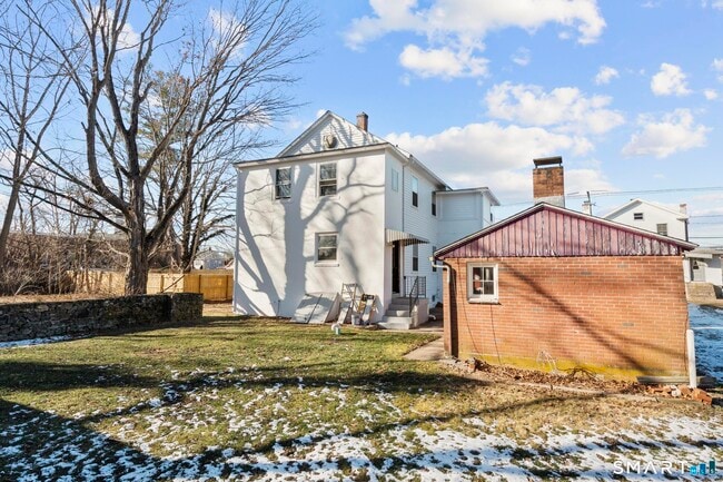 Building Photo - 26 Water St