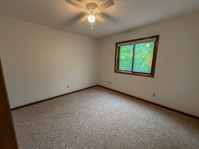 Building Photo - 653 Galena Ct