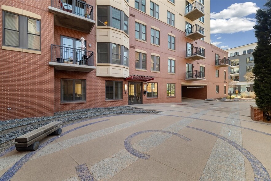 Front of Building - 410 Acoma St