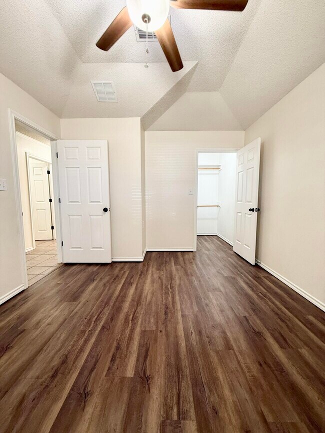 Building Photo - 1907 79th St