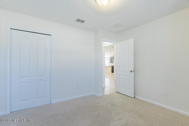 Building Photo - 95241 Tanglewood Dr