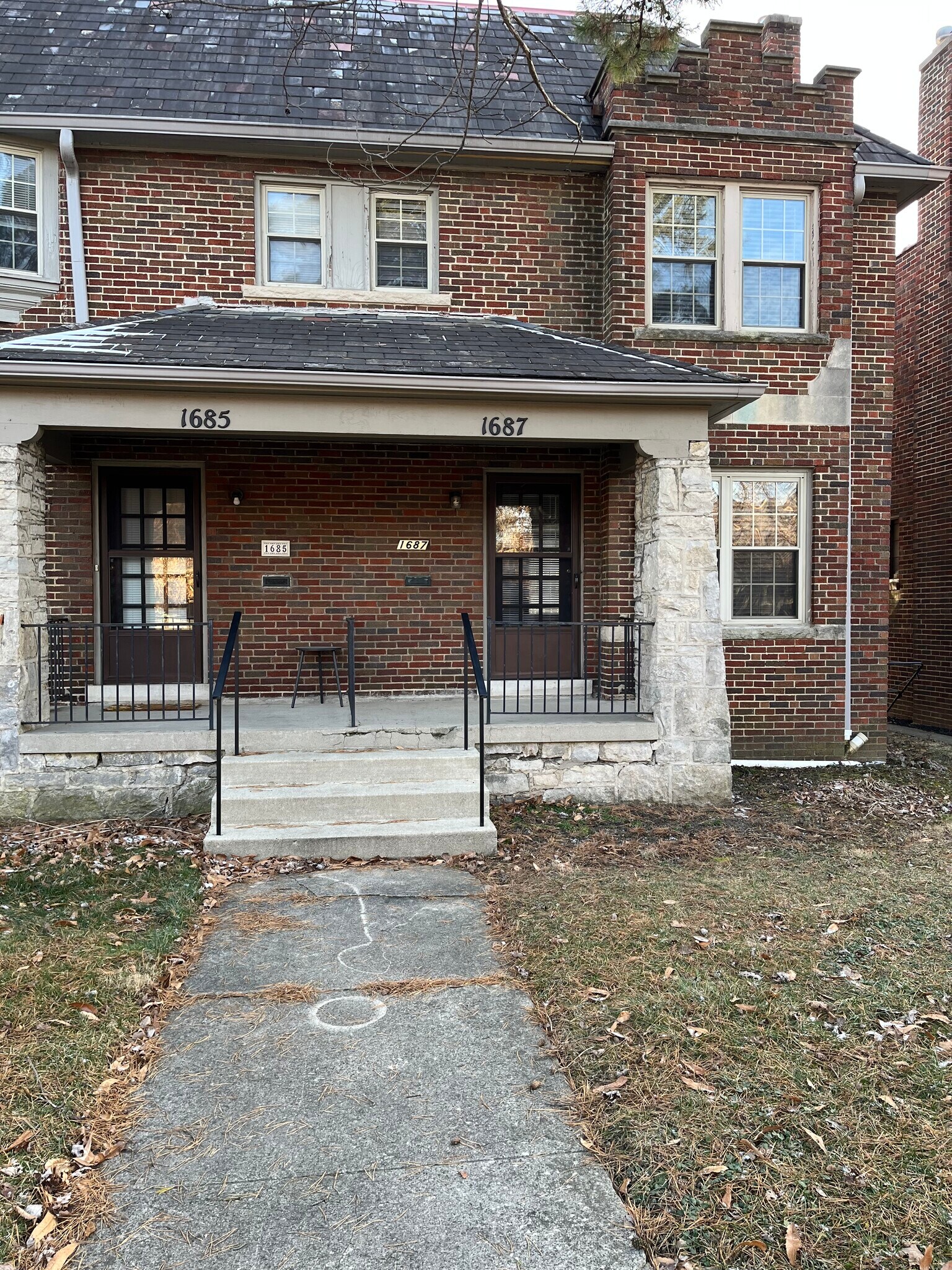 Building Photo - 1687 King Ave