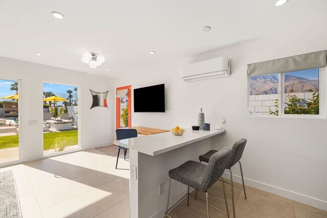 Building Photo - Casa del Sol- Modern Paradise w/ Pool and Casita (Monthly Only - No Long Term)