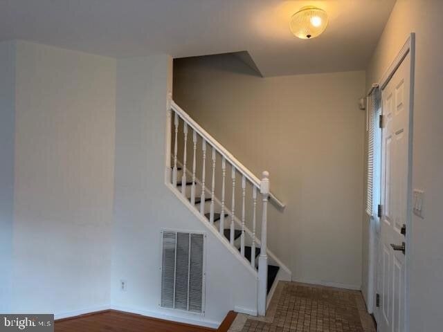 Building Photo - 7429 Cedar Grove Ln