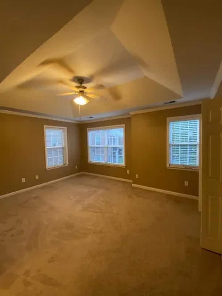 Building Photo - 1714 Heights Cir NW