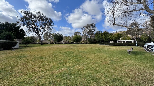 Building Photo - Fully Remodeled 3 bed/2.5 bath in Poway