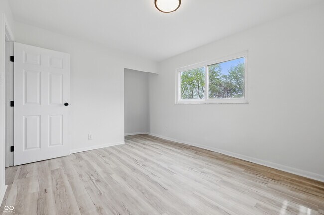 Building Photo - 1116 Heatherwood Dr