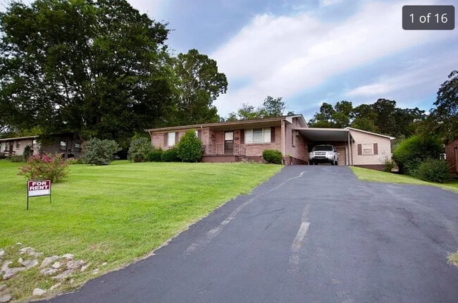 Primary Photo - 107 Clifton Ct