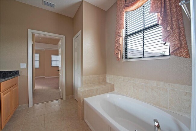 Building Photo - 1467 Portofino Meadows Blvd