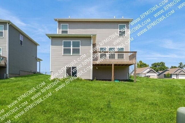 Building Photo - 3009 NW 29th St