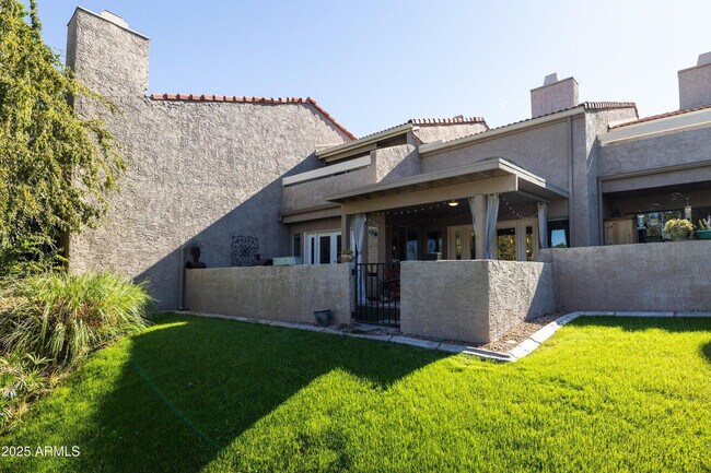 Building Photo - 5442 S Hurricane Ct