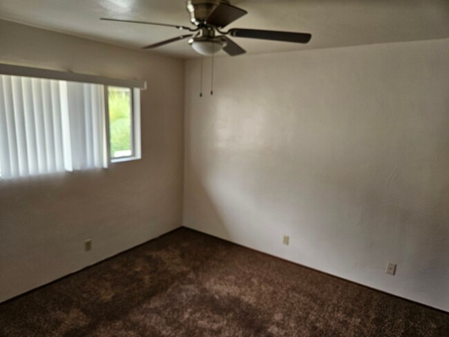 Building Photo - 2 Bedroom - 1 Bathroom unit in Point Loma