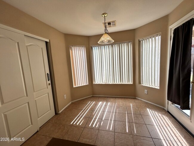 Building Photo - 2109 N 109th Ave