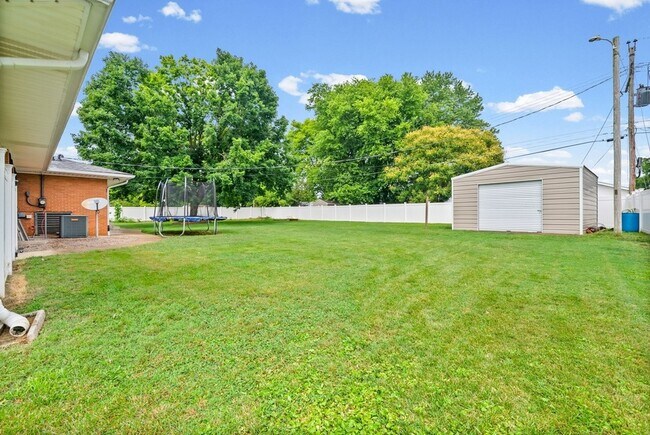 Building Photo - 3424 Leland Cir