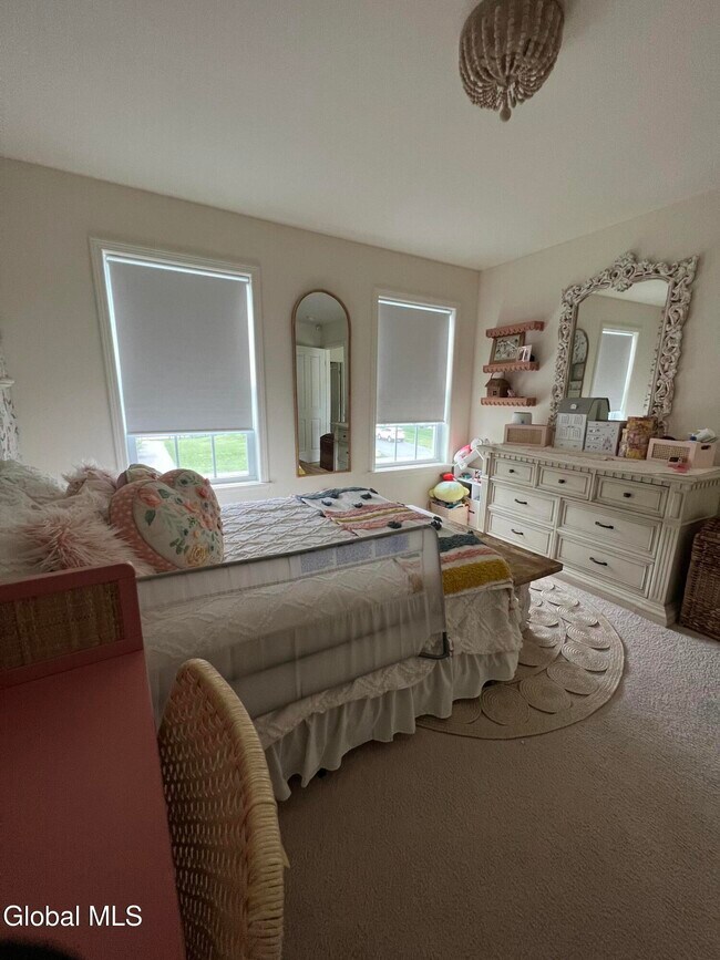 Building Photo - 10 Swatling Dr