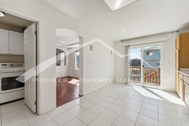 Building Photo - Spacious Home with Fenced Yard and Central AC