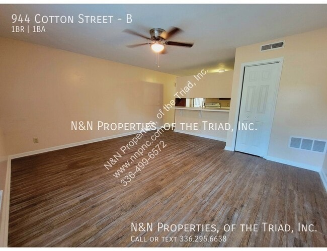 Building Photo - 944 Cotton St SW