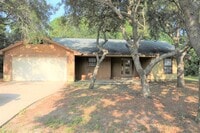Building Photo - 2031 Casa De Oro St