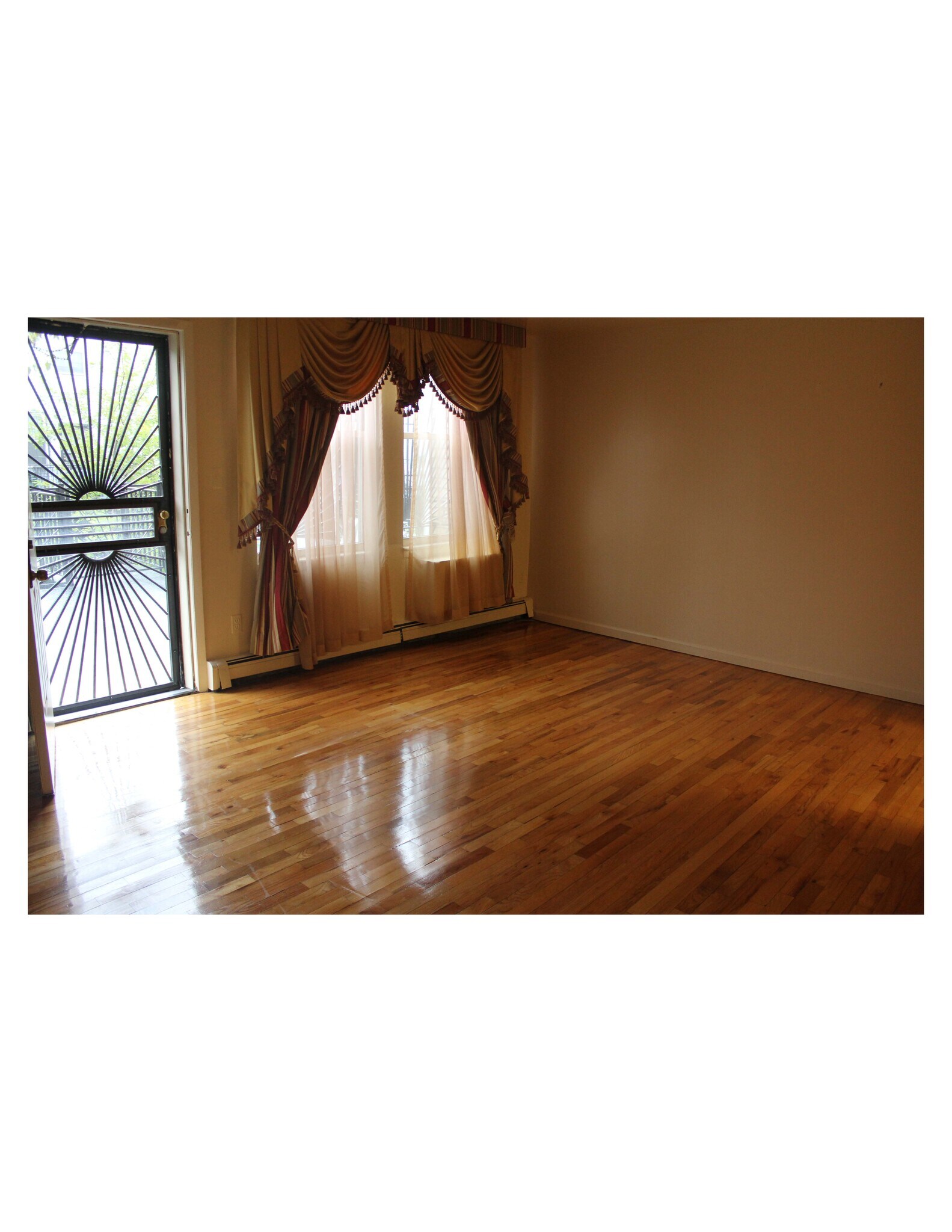 Building Photo - 471 East 144th Street