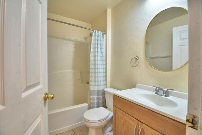 Building Photo - 1060 Dudley Dr