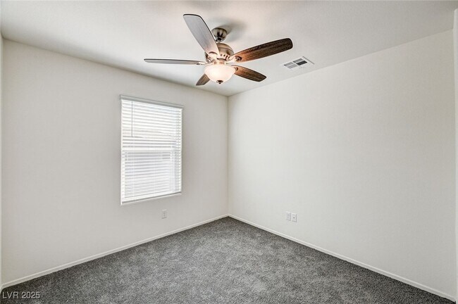 Building Photo - 7379 Raimee Brk St