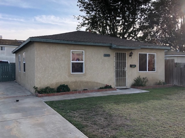 Building Photo - 1048 W 223rd St