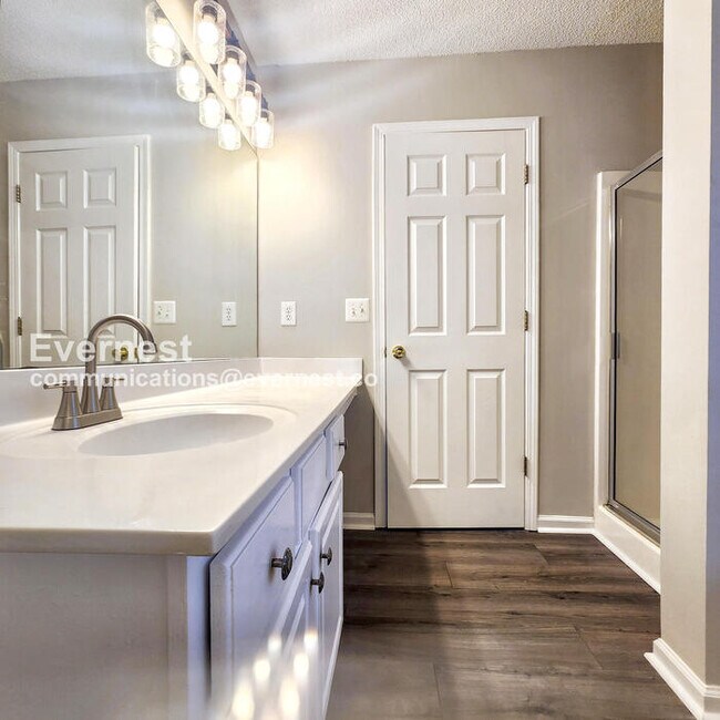 Building Photo - 3507 Devon Chase Rd