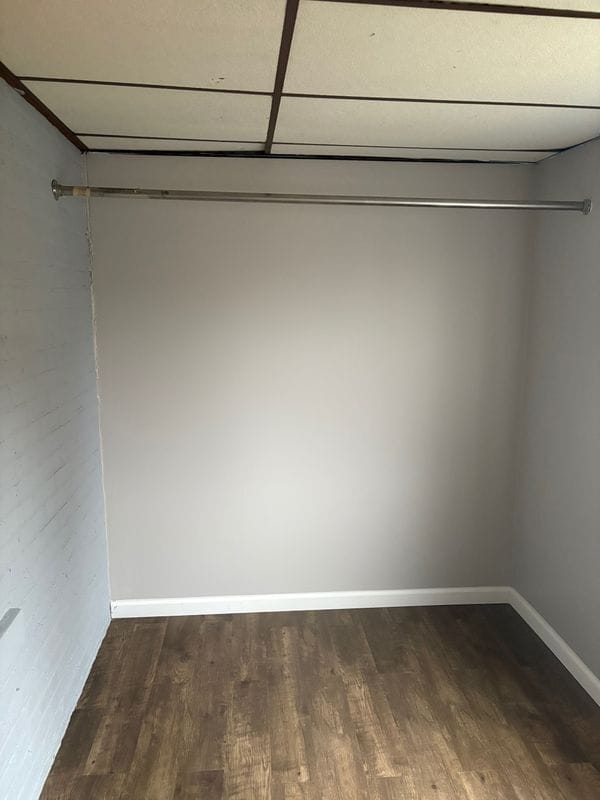 Building Photo - 4957 Hull St