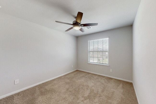 Building Photo - 968 Rice Dr