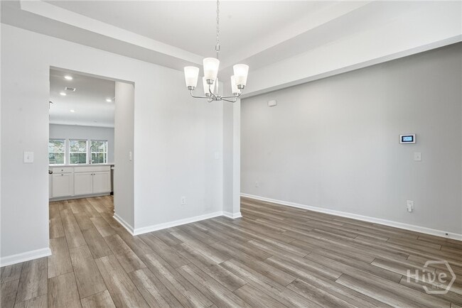 Building Photo - 145 Binscombe Ln