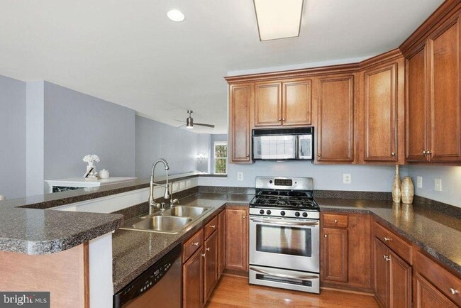 Building Photo - 2366 Huntington Station Ct