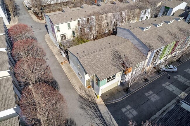 Building Photo - 1213 Van Allen Mews NW