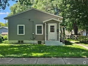 Building Photo - 209 29th Ave N