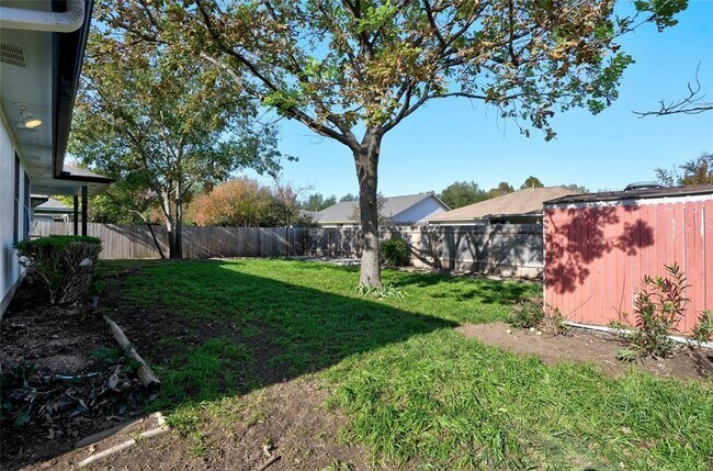 Building Photo - 2537 Vernell Way
