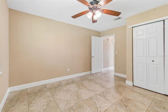 Building Photo - 15109 Springview St