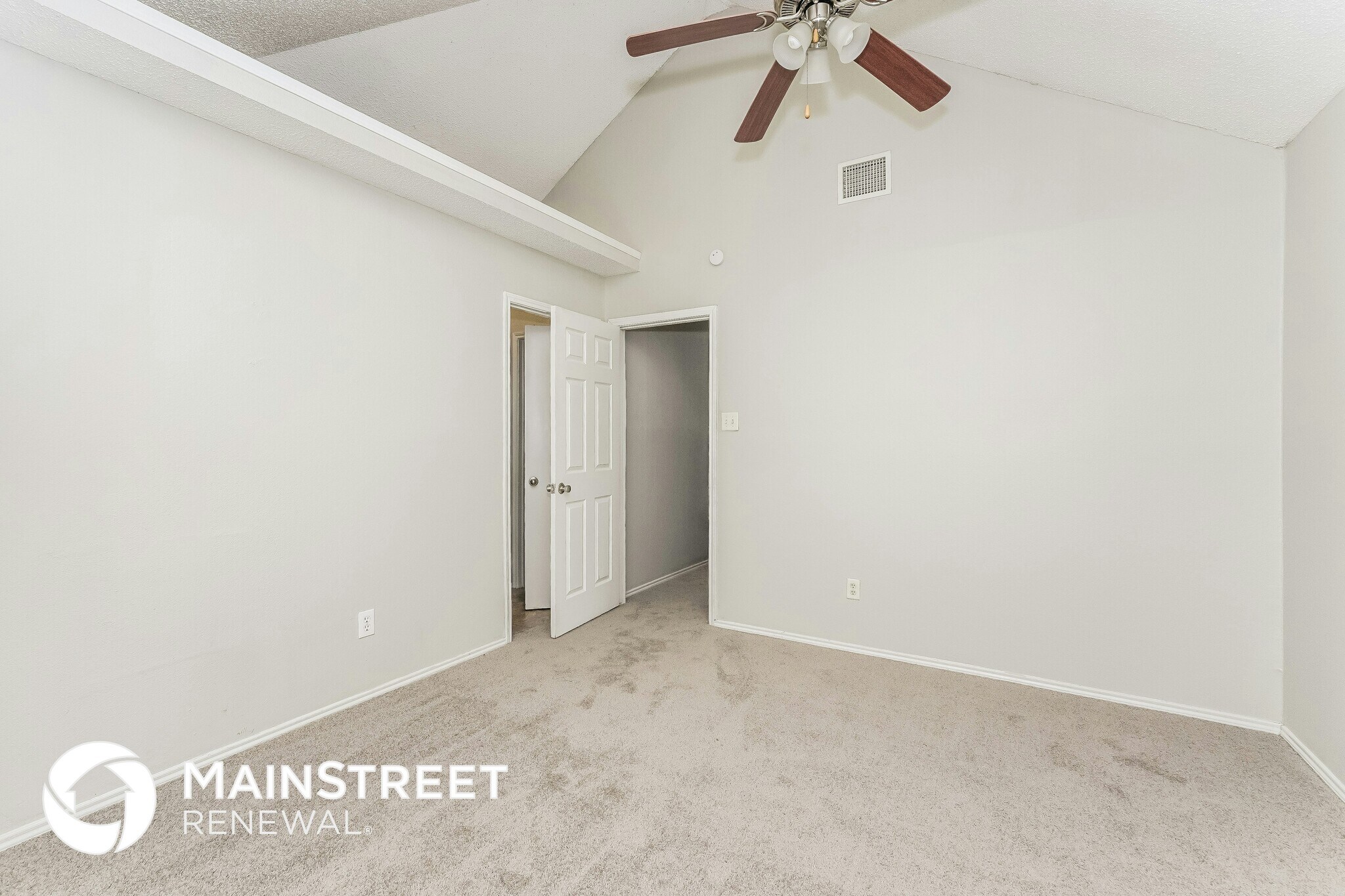 Building Photo - 8440 Cloverglen Ln