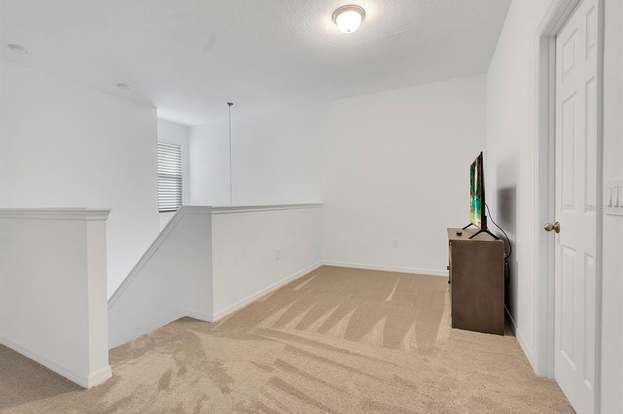 Building Photo - 15691 Willow Arbor Cir