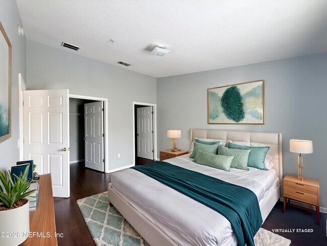 Building Photo - 9595 Amarante Cir