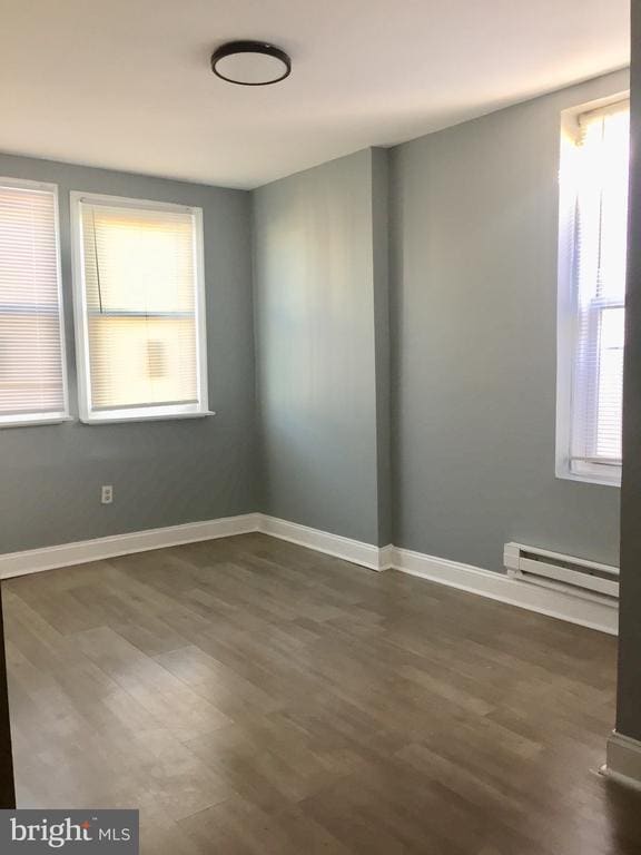 Building Photo - 417 N Salford St