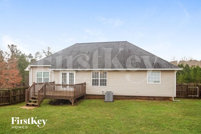 Building Photo - 309 Blue Springs Way