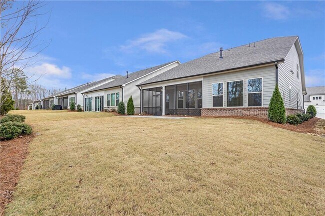 Building Photo - 3430 Steinbeck St