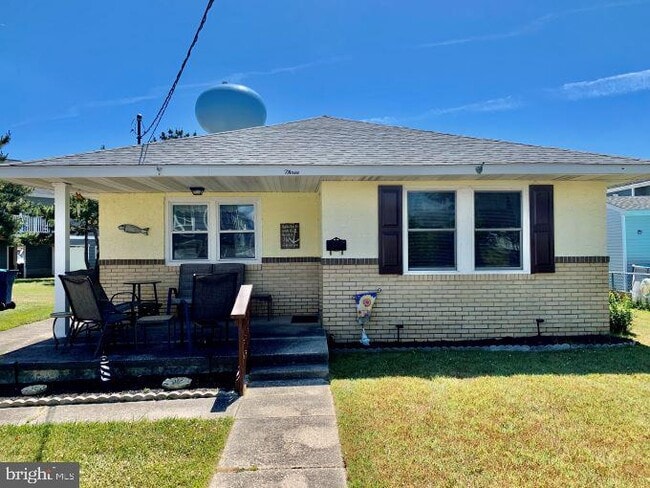 Building Photo - 3 Girard Pl