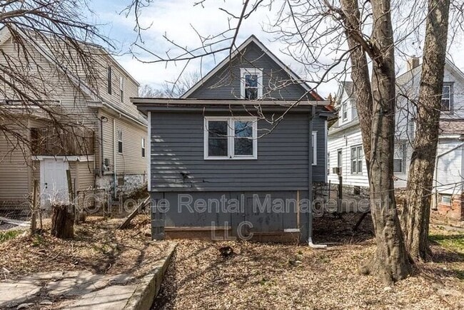 Building Photo - 2019 Kansas Ave