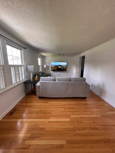 Building Photo - 215 Blackwell Rd