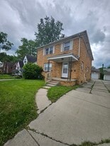 Building Photo - 3405 Douglas Rd