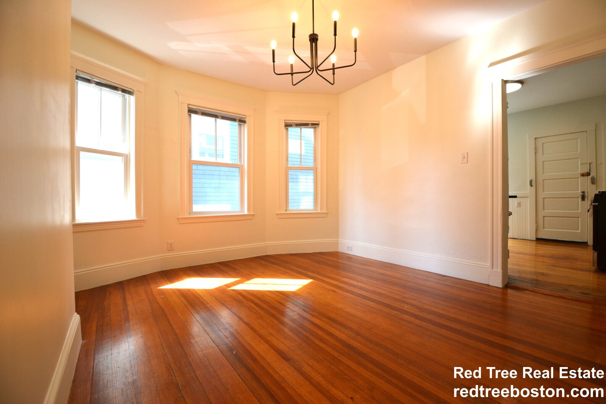 Building Photo - 82 Montebello Rd