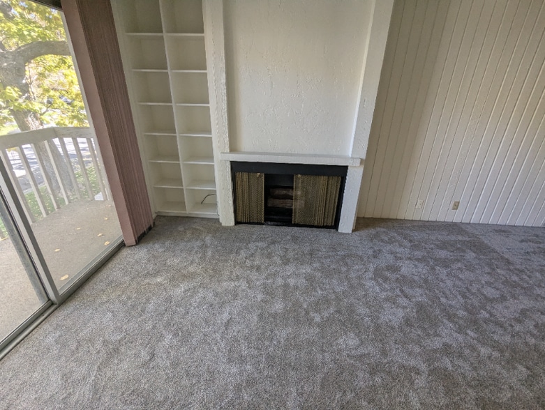 Building Photo - 31 M St